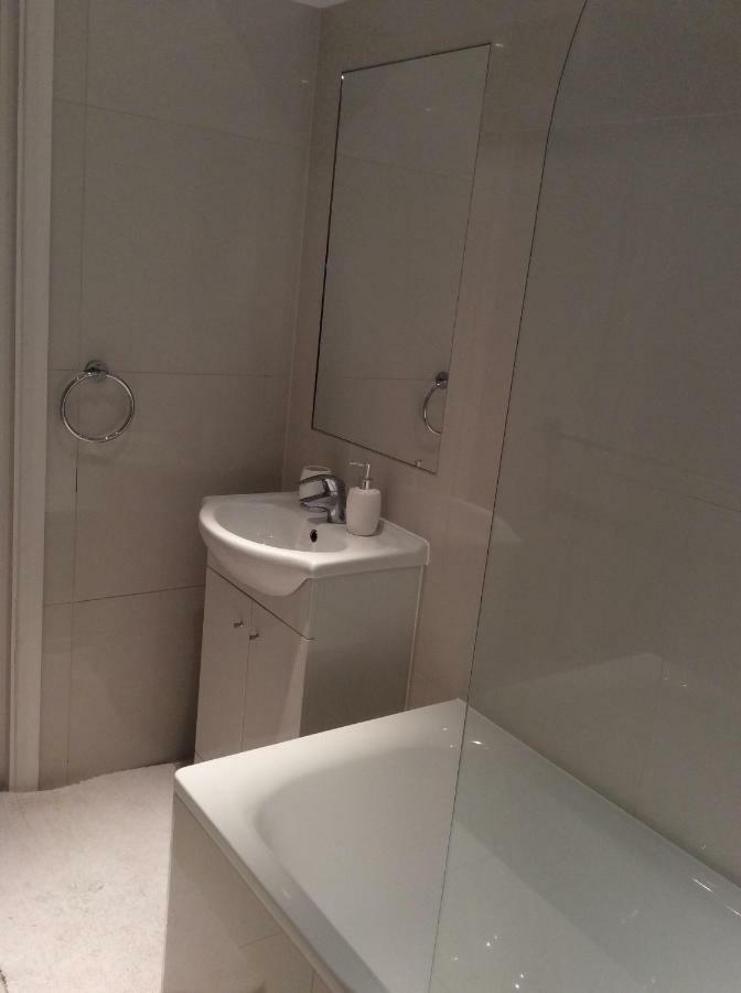 דירות ווטפורד Modern Flat מראה חיצוני תמונה